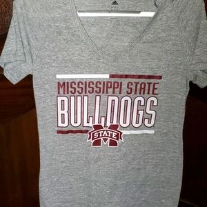 Nwot MISSISSIPPI STATE BULLDOGS VNECK TEE